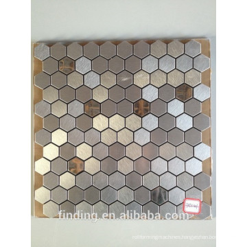 Low Price Mixed Color Waterproof Bathroom Mosaic Panel Manufacturer from China